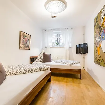 Ferienwohnung Ferien Und Messewohnug Köln Exterior foto