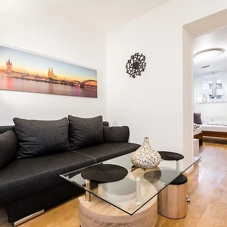 Ferienwohnung Ferien Und Messewohnug Köln Exterior foto
