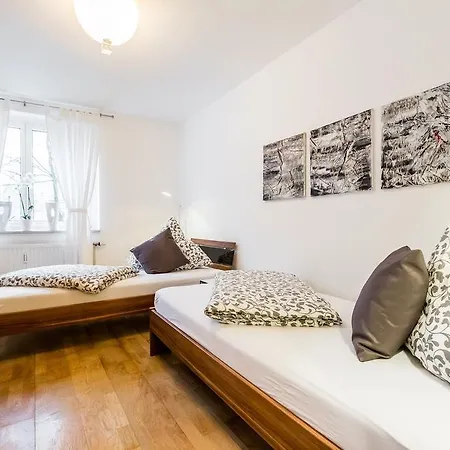 Ferienwohnung Ferien Und Messewohnug Köln Exterior foto